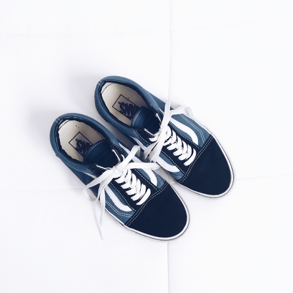 VANS Old Skool Navy & White Shoes 🌊